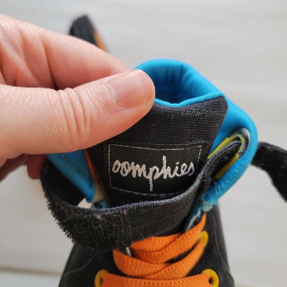 Oomphies Little Boy High Top Sneakers with Hoop and Loop Closure - Picture 9 of 10